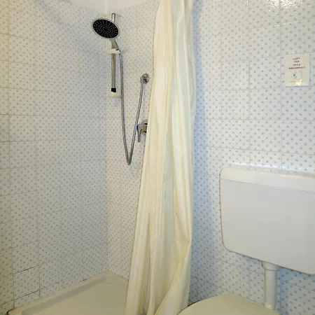 Casa vacanze Casa Plan Di Bregano 100s *